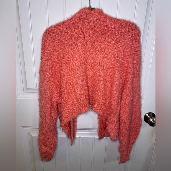 Urban Outfitters Coral fuzzy cropped cardigan - Picture 3 of 7